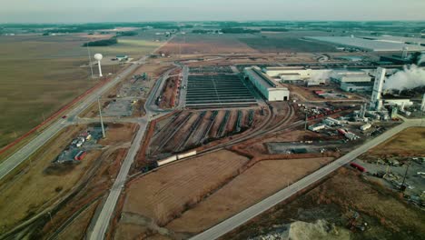 Instalación-De-Almacenamiento-De-Bobinas-Y-Transporte-Ferroviario-En-Delta,-Ohio---Antena