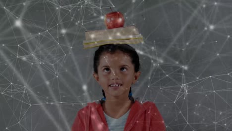 animación de una niña sosteniendo libros en la cabeza sobre una red de puntos conectados en el fondo