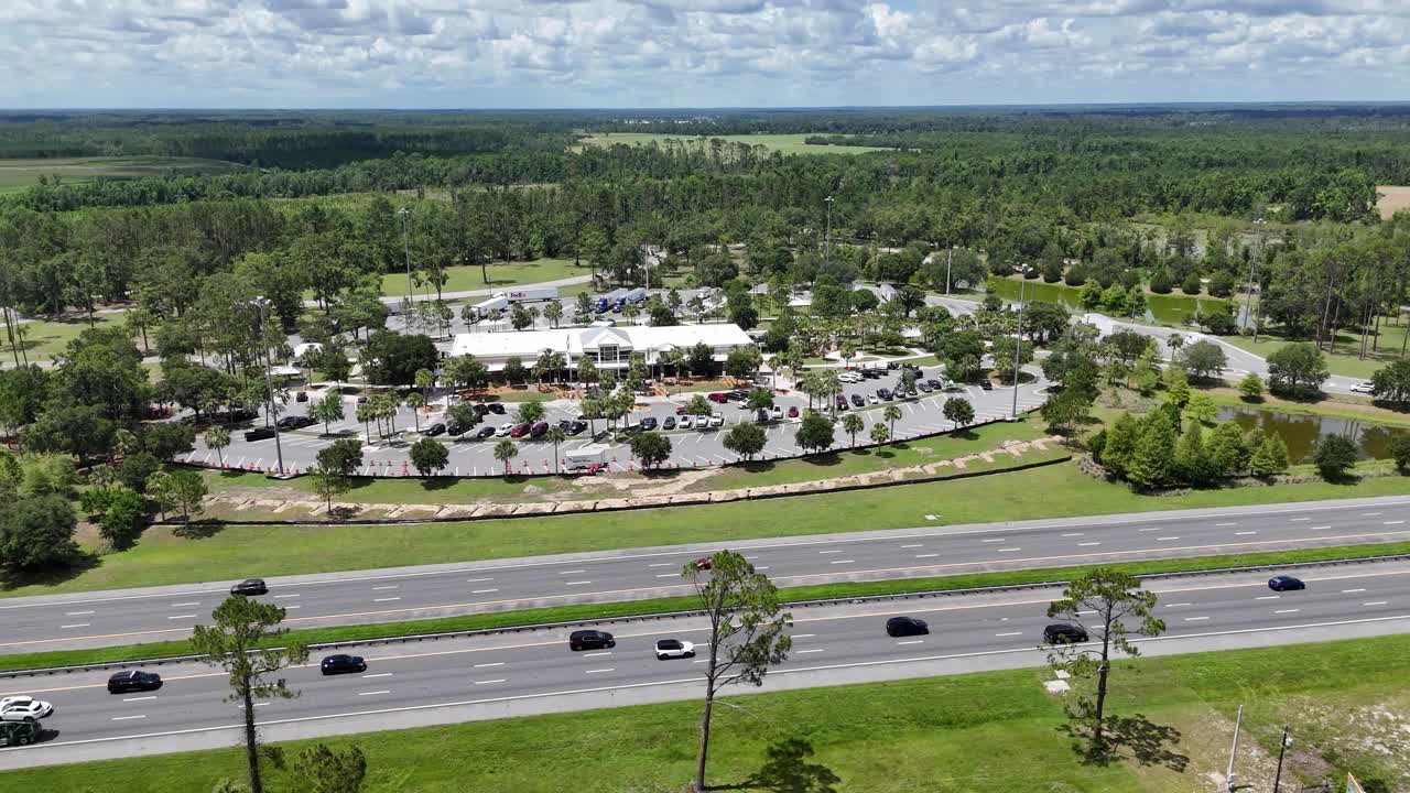 north Florida Welcome Center on I-75 south and surrounding area