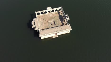 arsi vilas, west coast of lake pichola, udaipur, india
