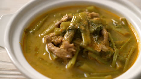 Thai-pork-curry-with-morning-glory