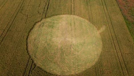 Crop-Circle,-Large-Geometric-Pattern-On-Wheat-Fields