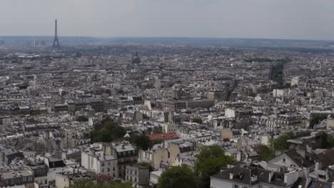 cámara lenta: hermosa vista de la ciudad de parís, incluida la torre eiffel, francia