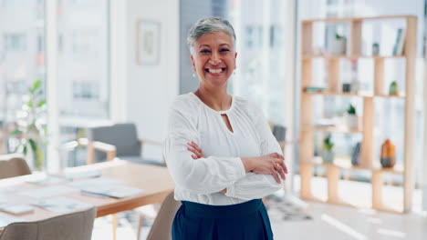 Senior-executive,-woman-and-arms-crossed-in-office