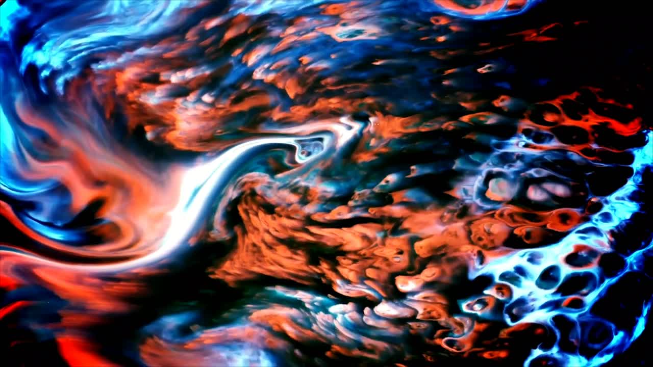 Flusso dinamico di inchiostro astratto con colori vivaci che si mescolano
