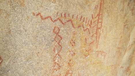 Close-Up-of-Red-Paint-Pictographs-on-Rock