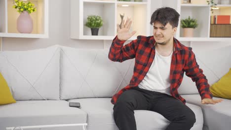 The-clumsy-man-who-accidentally-knocked-over-the-table.