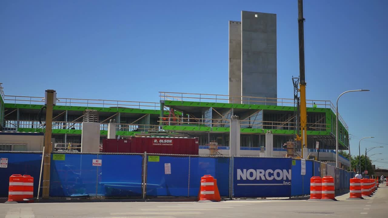 건설 공사 현장의 정적 촬영