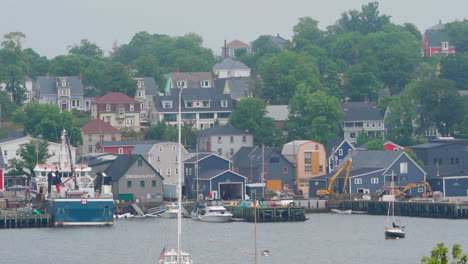 edificios coloridos en halifax, nueva escocia, canadá