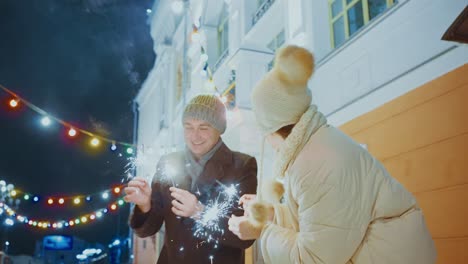 couple celebrating new year's eve outdoors