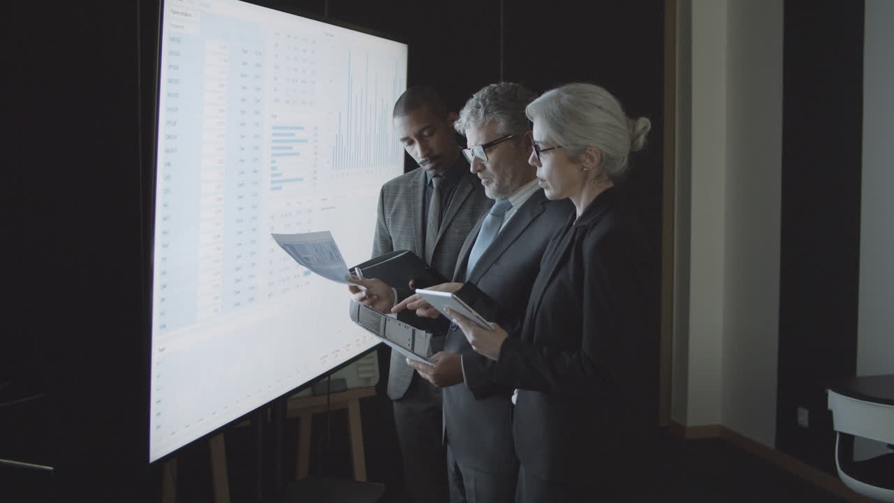 재무 전문가 회의