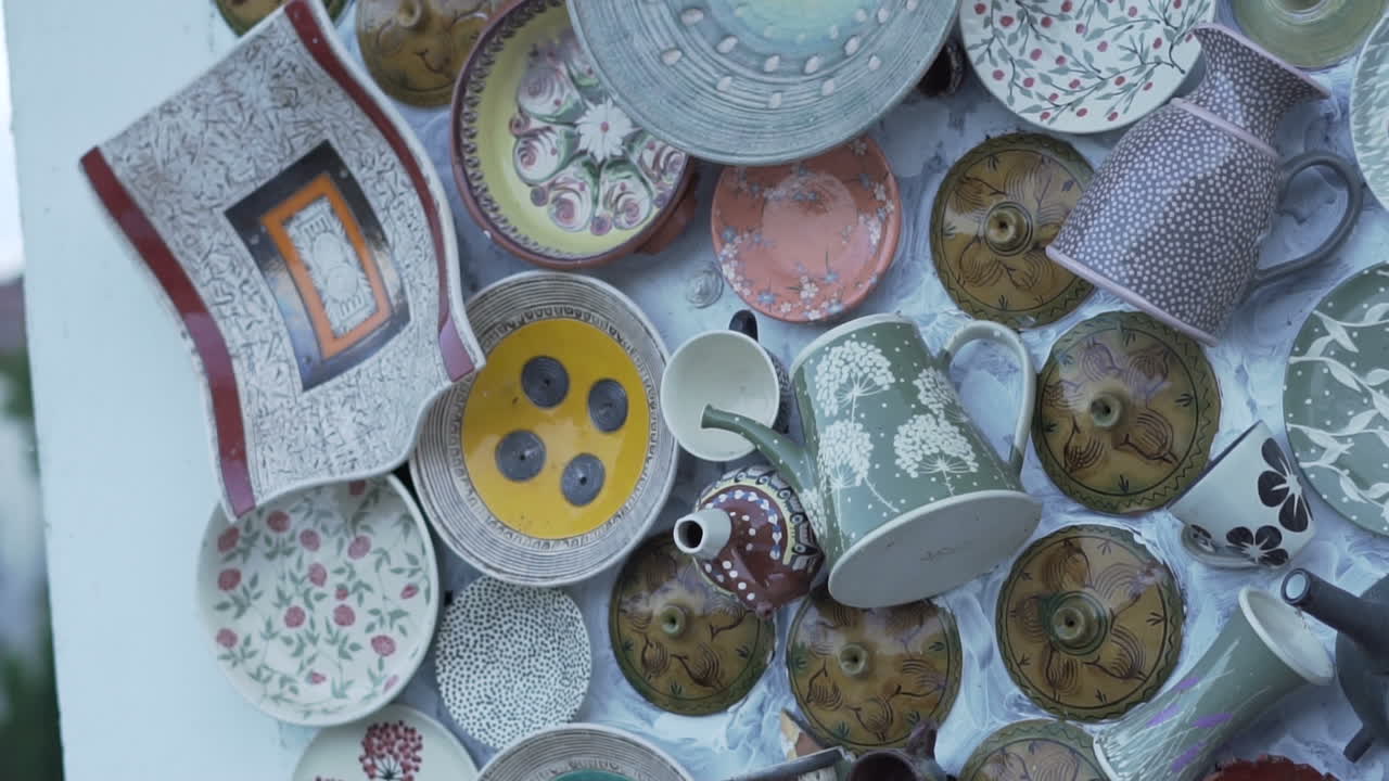 удивительные глиняные горшки в болгарии - троян