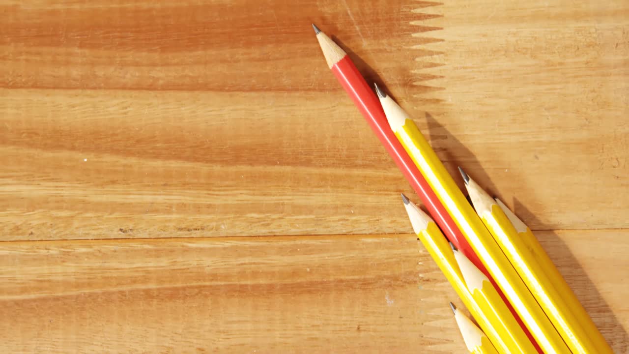 primer plano de varios lápices
