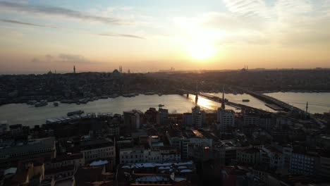 Vista-Del-Atardecer-De-Estambul