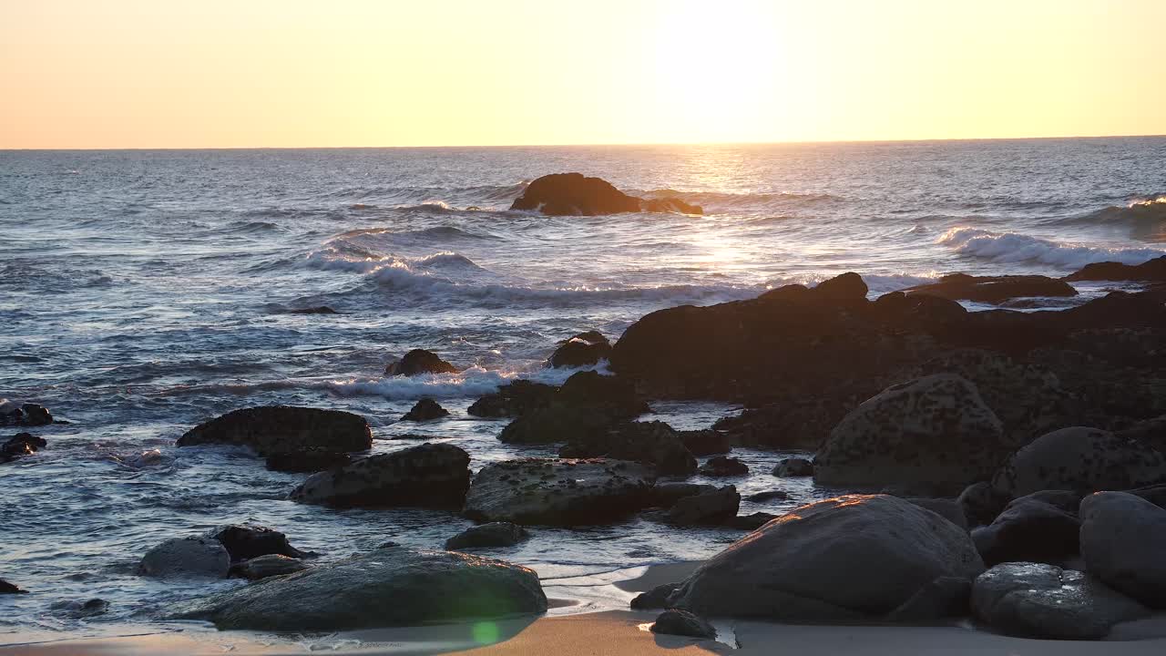 Sunset by the Sea - a lot of rocks . flare, dreamy style-holidays - 4k