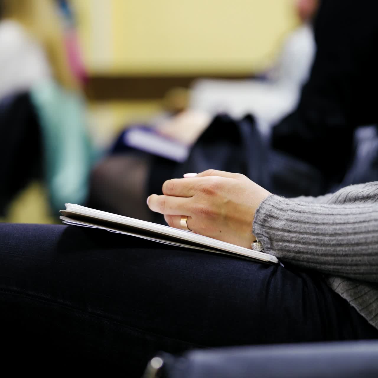 Blocco note della tenuta della donna