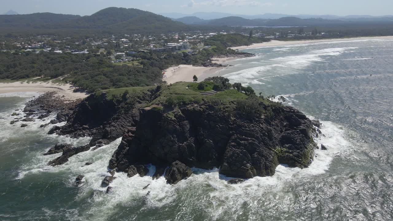 paisaje natural de la tierra, costa tranquila y costa rocosa de la playa de cabarita en el noreste de nueva gales del sur, australia