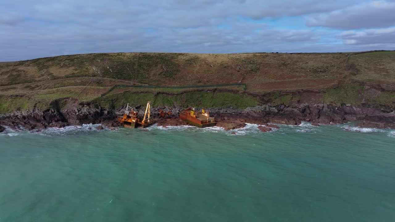 x4K Cinematic drone footage of the mysterious Ghost Ship MV Alta stranded along the Cork coastline. Co.Cork - Ireland_12