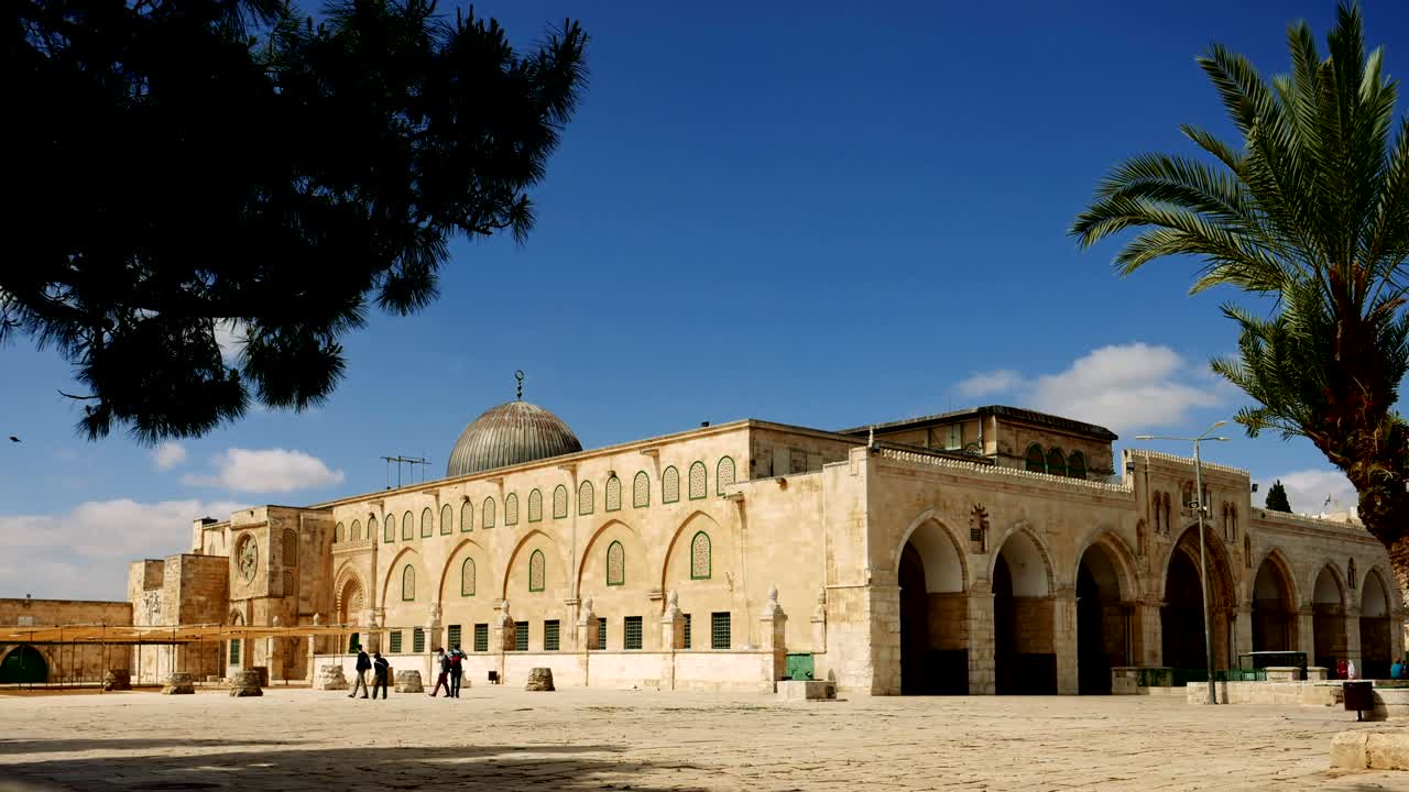 la mezquita al-aqsa en jerusalén en el lapso de tiempo