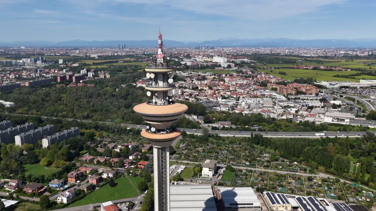 Rozzano telecom tower, telecommunication tower, 5G networks, signal transmission, and digital communication infrastructure