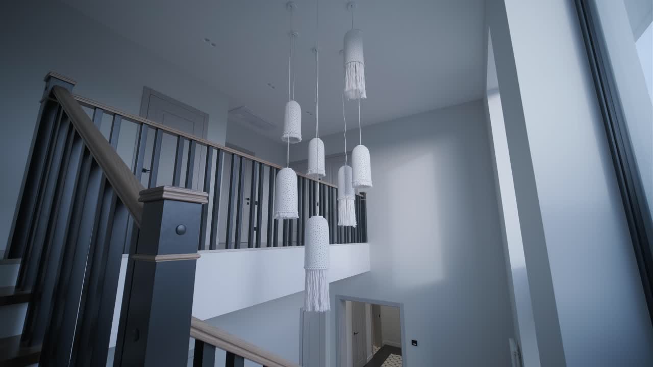 una elegante escalera con barandillas de madera clásicas y luces colgantes blancas únicas crea una atmósfera moderna pero atemporal dentro de un espacio doméstico de techo alto