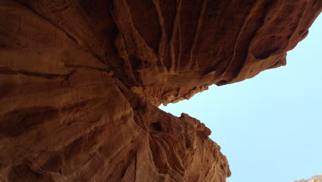 red rock canyon von unteren seiten aus