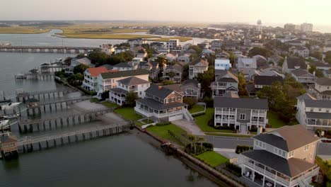 Aerial-homes-in-wrightsville-beach-nc,-north-carolina