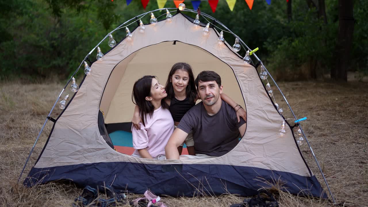 가족 캠핑 여행