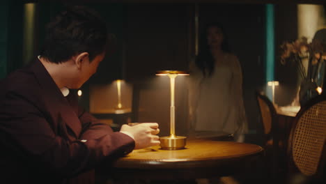 couple in a cozy bar