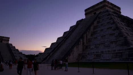 chichen itza pyramid at sunset