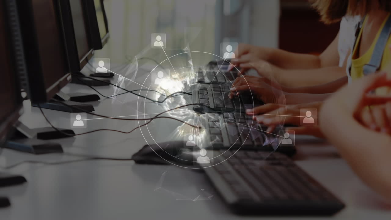 컴퓨터를 사용하는 학교 학생들을 통해 연결 네트워크의 애니메이션