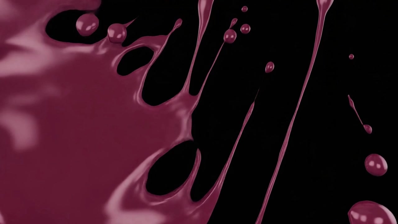 Liquido rosa scuro denso che gocciola e schizza su sfondo nero