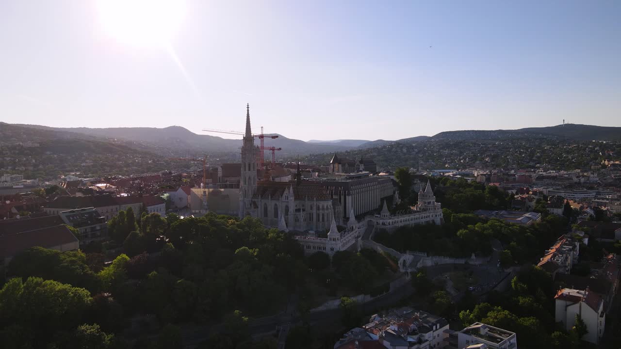vista aérea de la iglesia matthias y el bastión de los pescadores