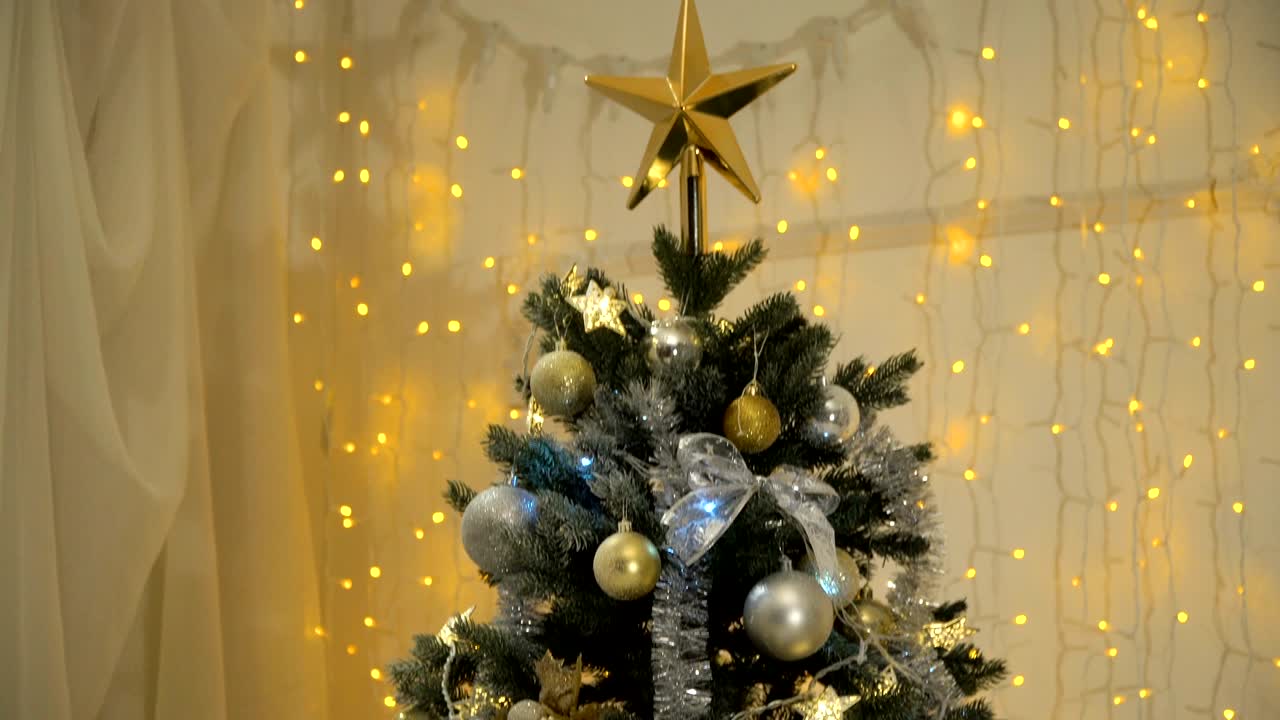 árbol de navidad decorado