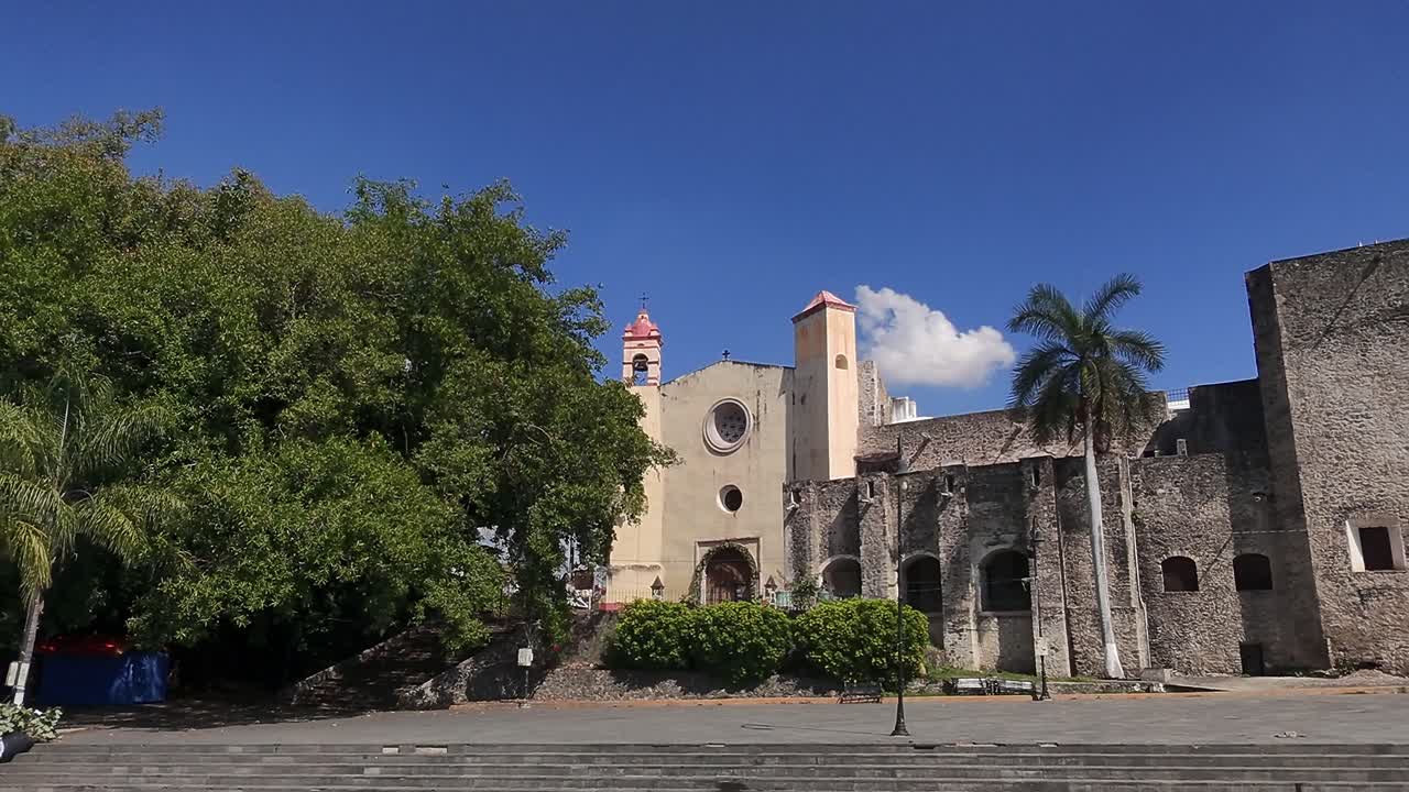 Oaxtepec and Tlayacapan’s historic buildings surrounded by nature in sunny weather