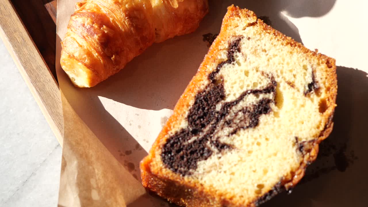 크루아산과 케이크