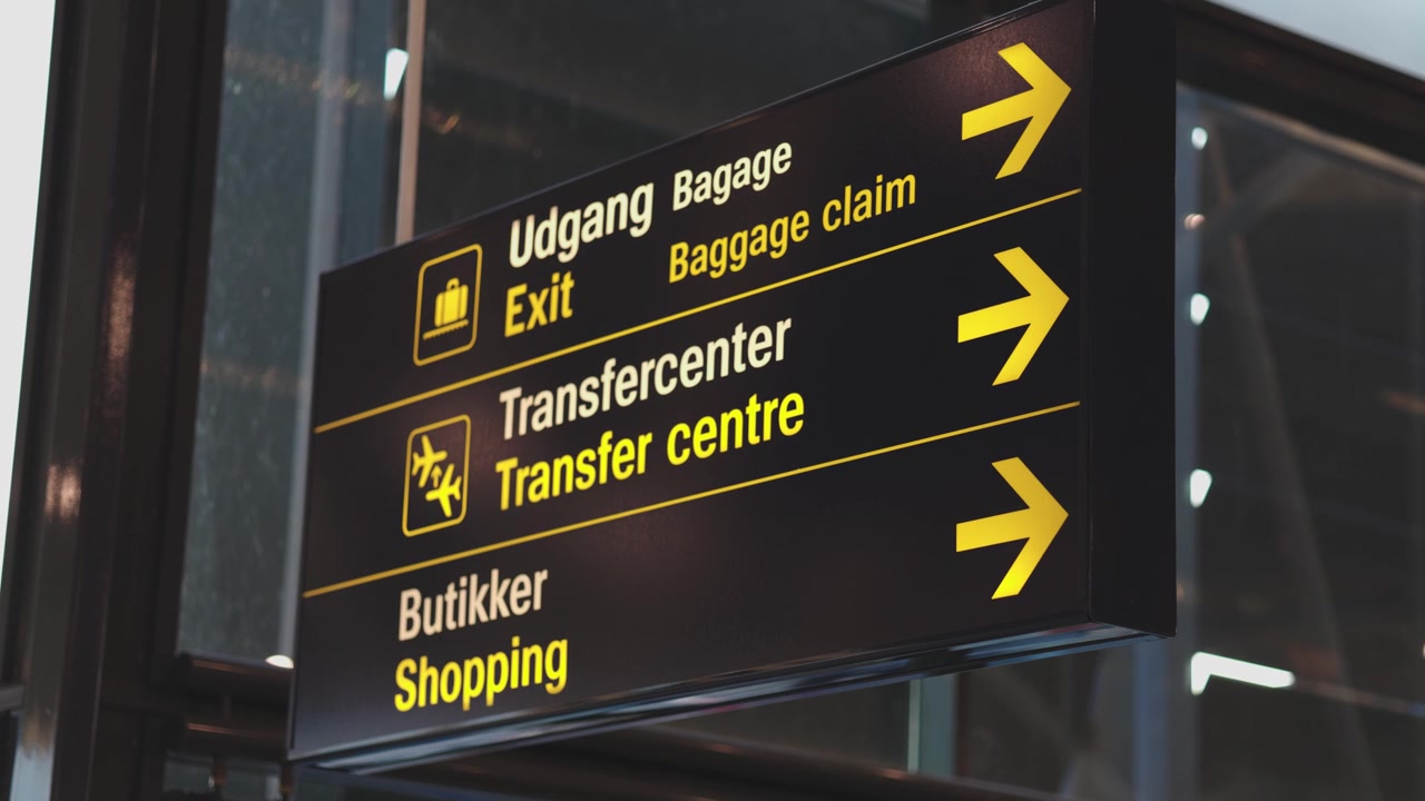 Señal de recogida de equipaje y más en el aeropuerto de Kastrup
