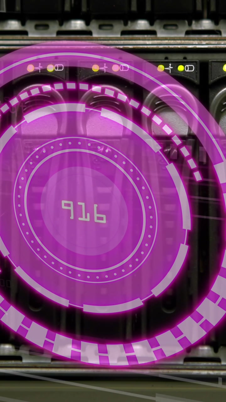Animazione di cerchio viola con numeri su server