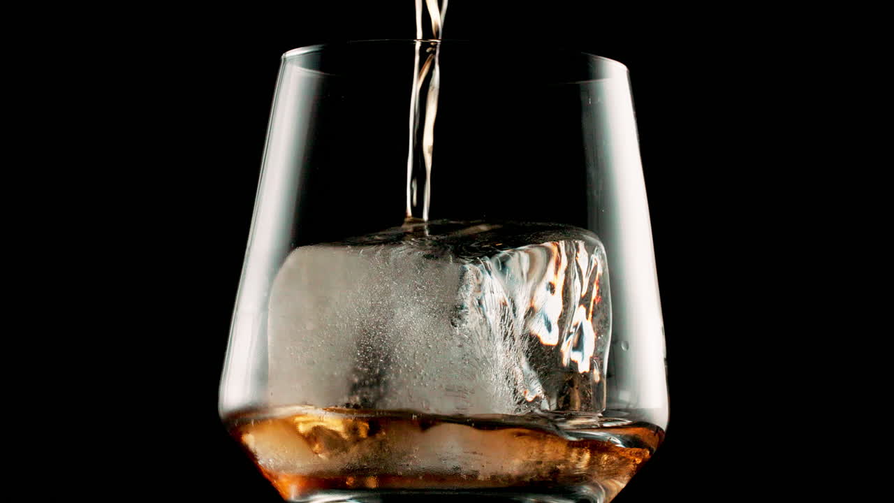 Whiskey drink with ice