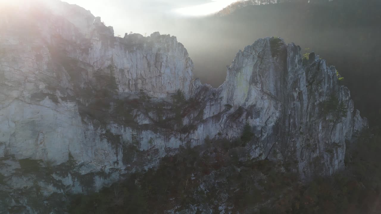 seneca rocks brumoso mañana lado mosca drone