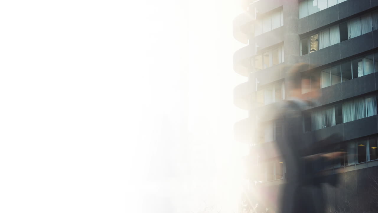 사람과 도시 풍경에 대한 금융 데이터 처리 애니메이션