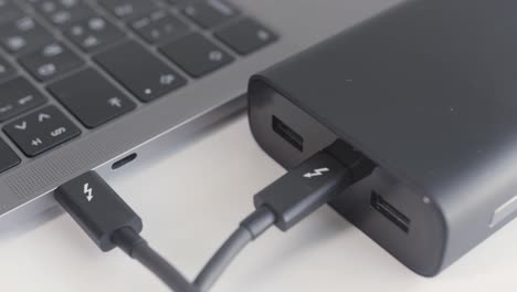 laptop charging with power bank