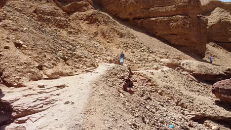 walking in the israeli desert