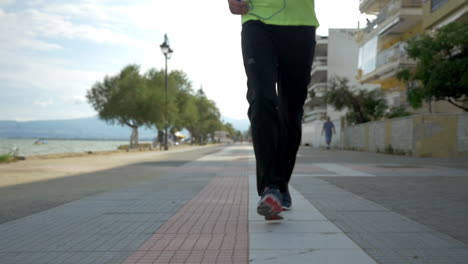 Regelmäßiges-Training-Hilft,-Fit-Zu-Bleiben