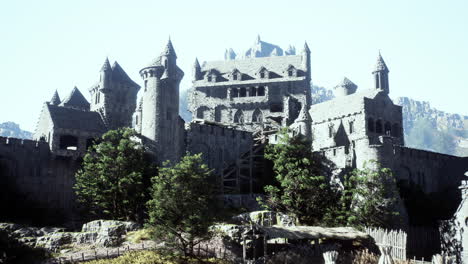 Old-ruined-castle-in-the-misty-mountains