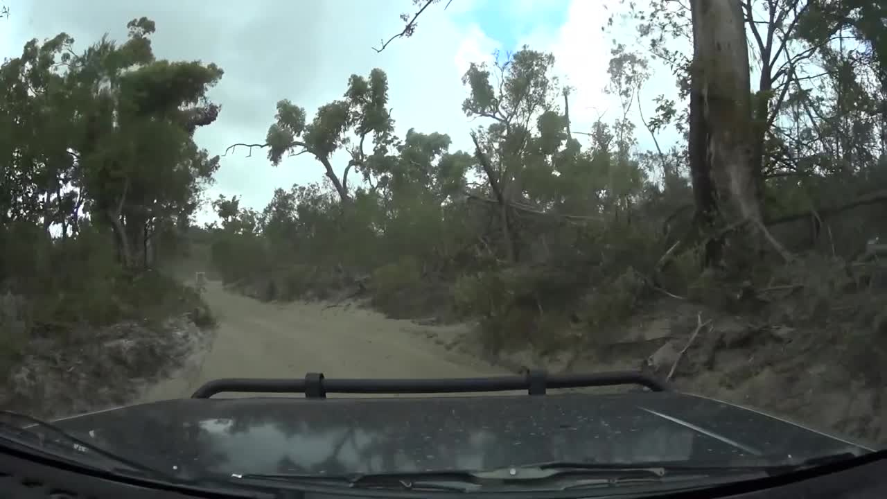 모래 위의 4륜구동