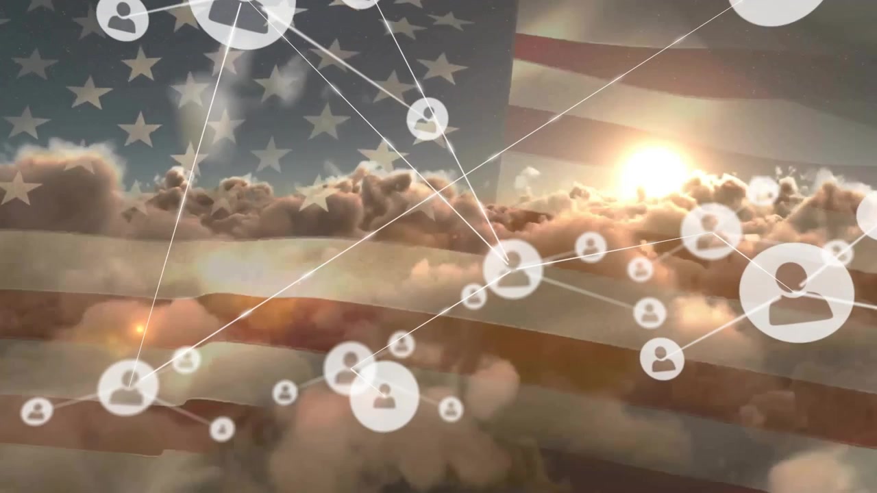 Animazione di una rete di icone di business e dati sopra la bandiera americana e un cielo al tramonto.