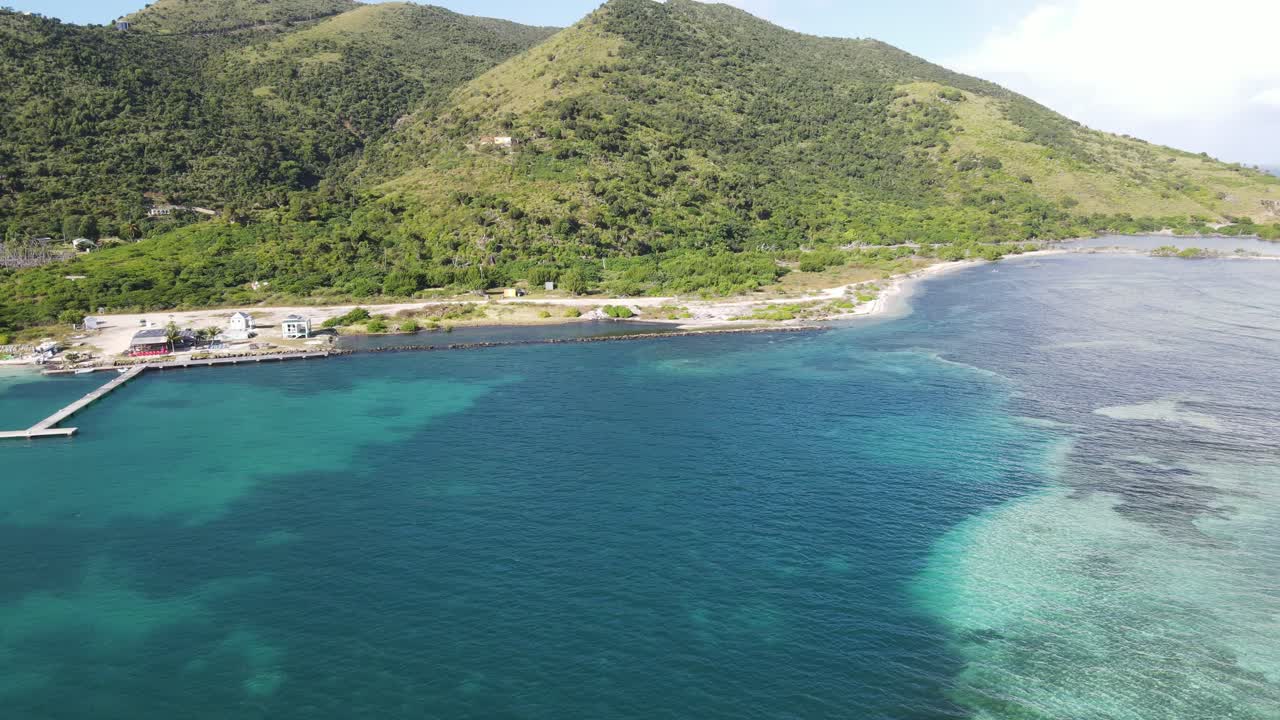 поворотная антенна алмазной бухты, рядом с табу фокси