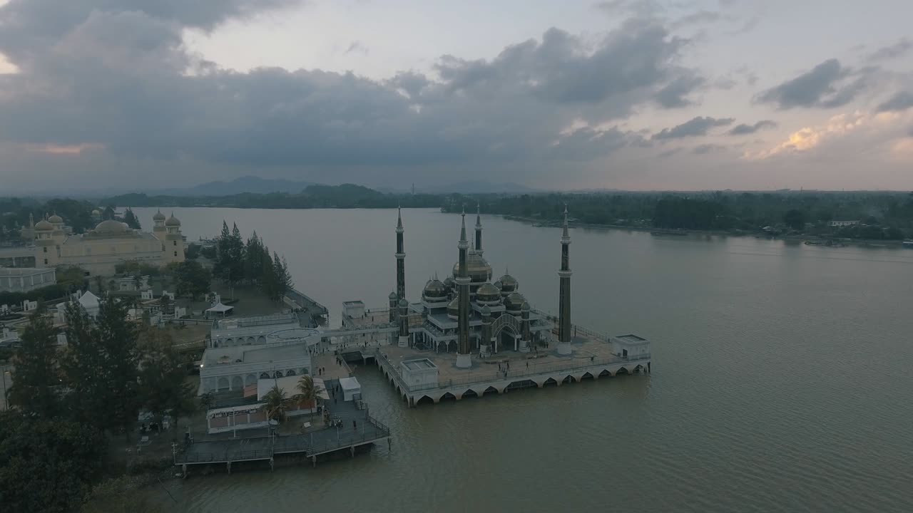 кристальная мечеть.