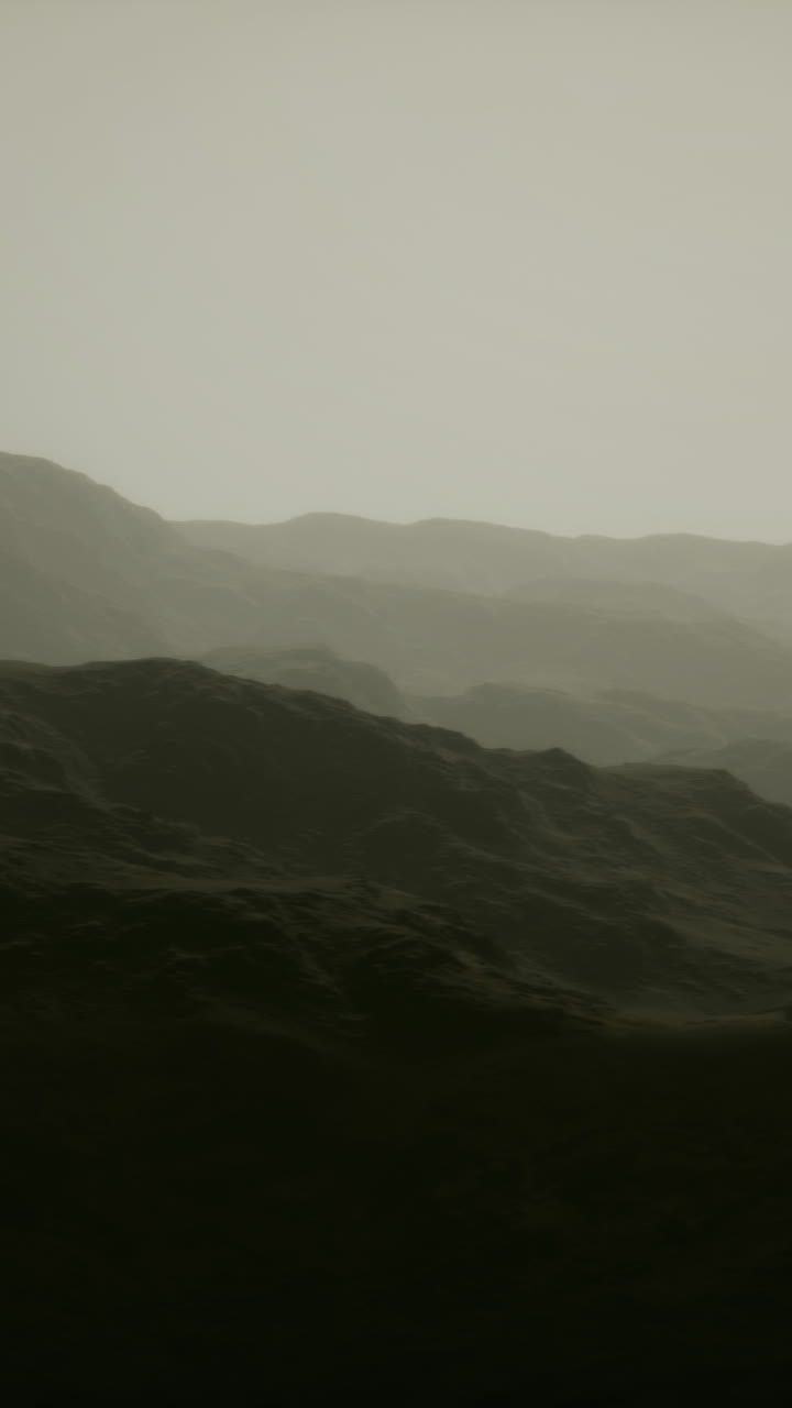 dramático paisaje de la cordillera de la niebla